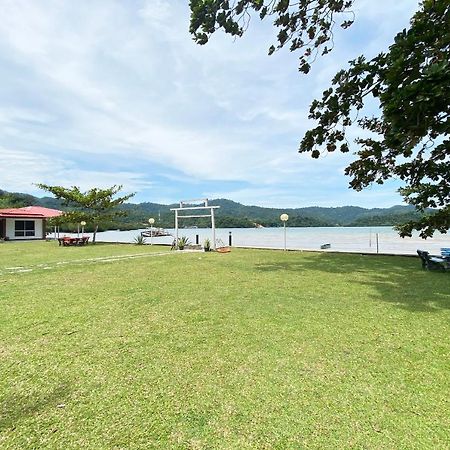 Oyo 90317 Ambong Bay Resthouse Hotel Kota Kinabalu Buitenkant foto