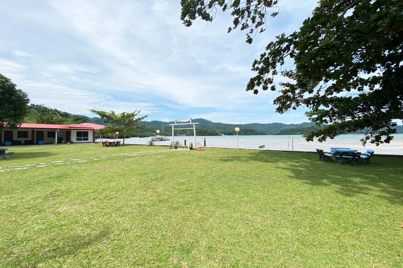 Oyo 90317 Ambong Bay Resthouse Hotel Kota Kinabalu Buitenkant foto