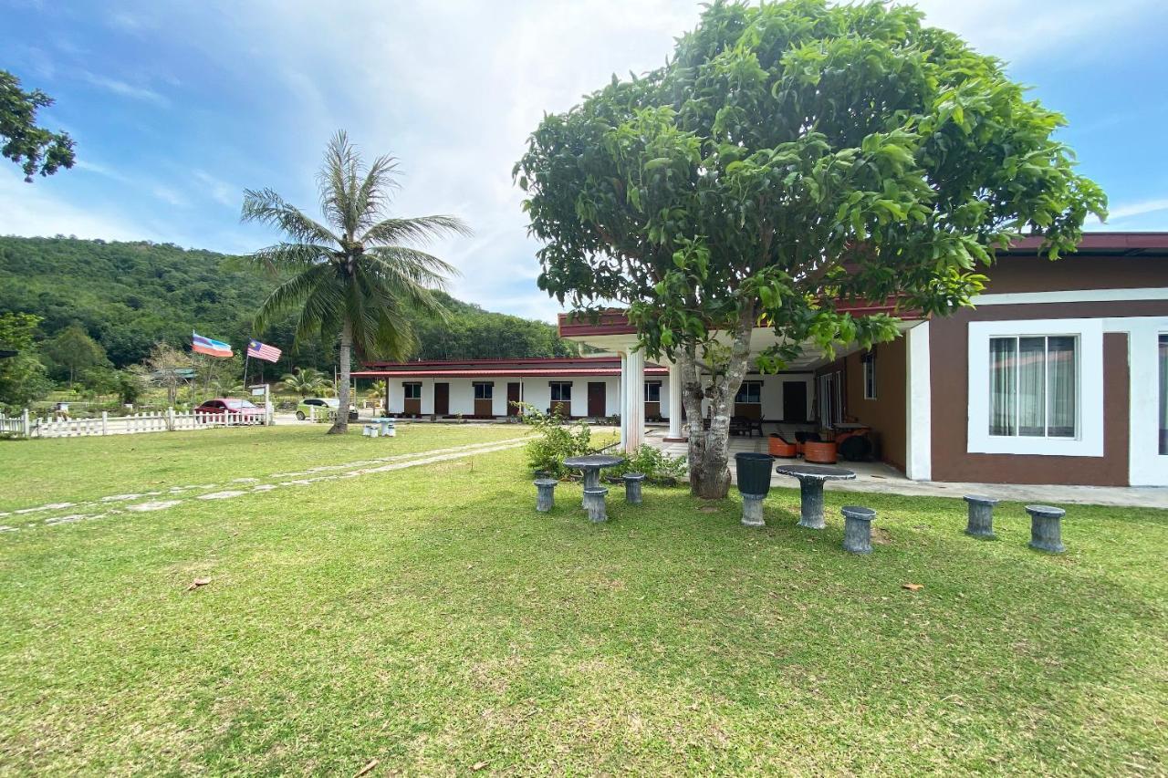 Oyo 90317 Ambong Bay Resthouse Hotel Kota Kinabalu Buitenkant foto